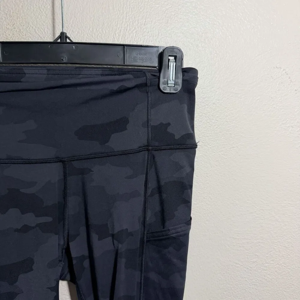 Lululemon Fast and Free High-Rise Crop II 23” Sz 6 Incognito Camo